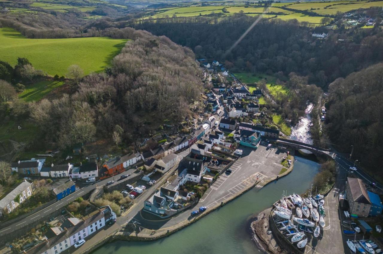 Llais Afon - 3 Bedroom Holiday Home - Fishguard Extérieur photo