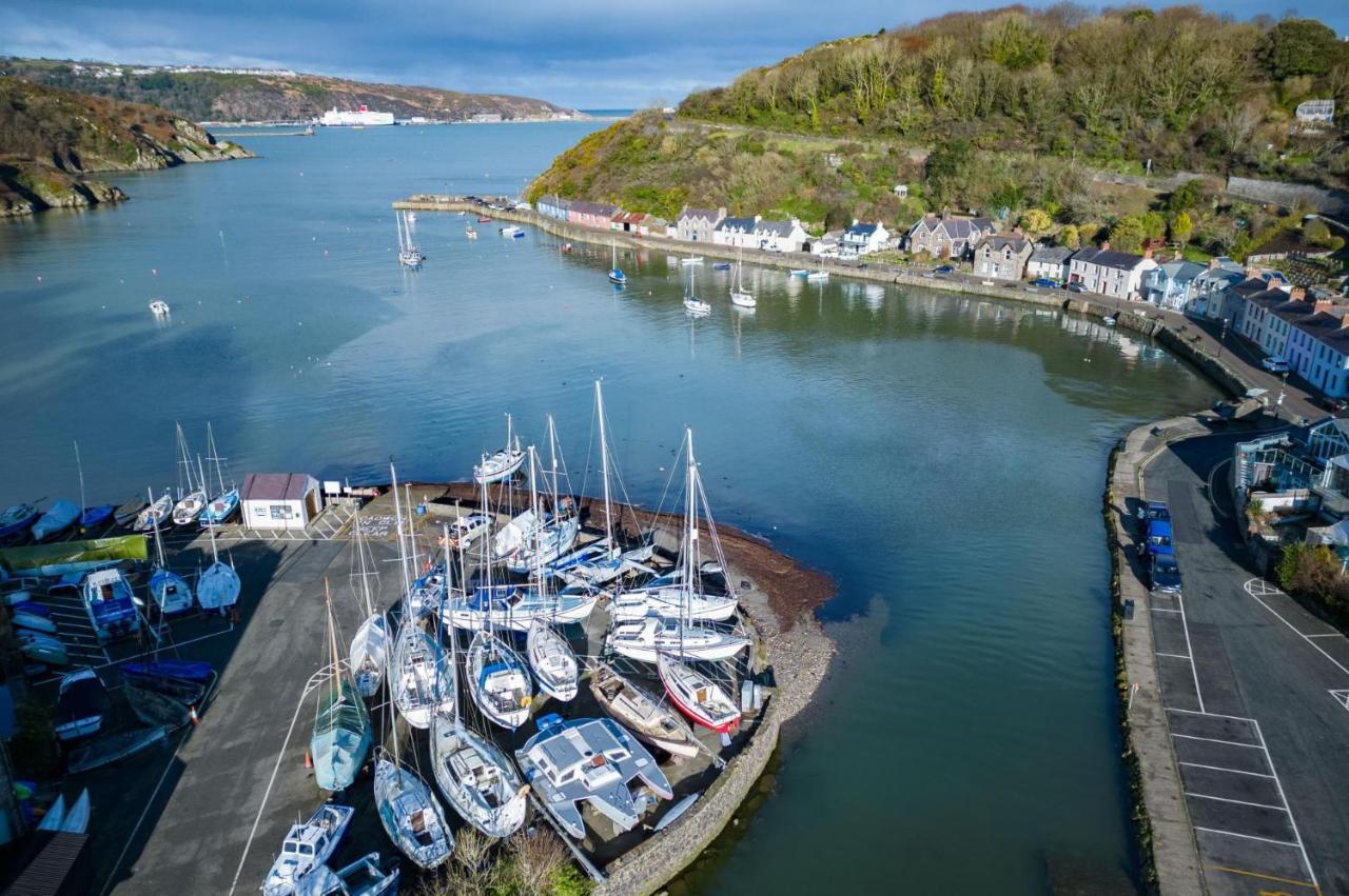 Llais Afon - 3 Bedroom Holiday Home - Fishguard Extérieur photo